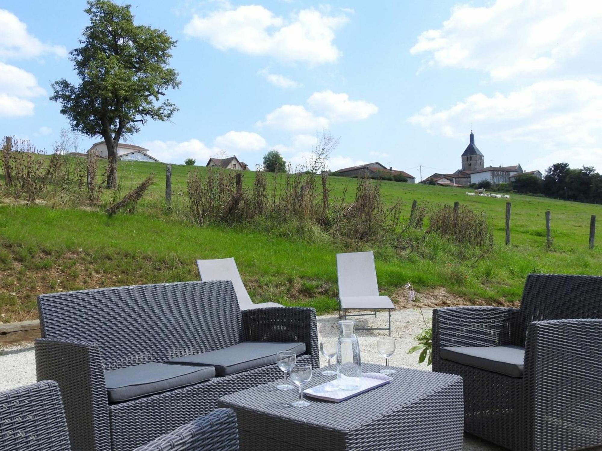 Gite Renove A Dommartin-Le-Franc : Confort, Verdure Et Activites A Proximite Du Lac Du Der - Fr-1-611-64 Exterior photo